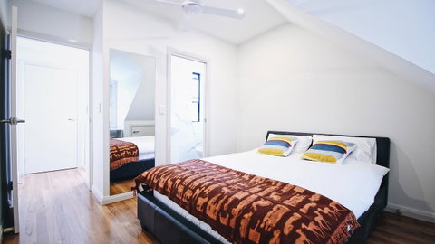 Cozy 5 Bed House In Sydney - Accommodation Port Macquarie 12