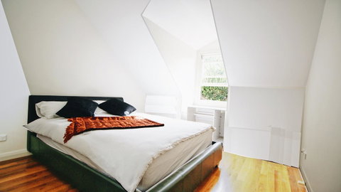Cozy 5 Bed House In Sydney - Accommodation Port Macquarie 21