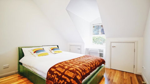 Cozy 5 Bed House In Sydney - Accommodation Port Macquarie 19