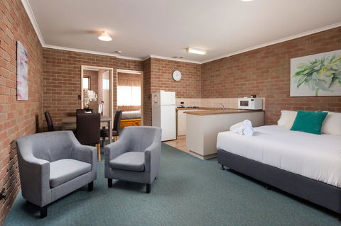 Corowa Bindaree Holiday Park - Accommodation Port Macquarie 0