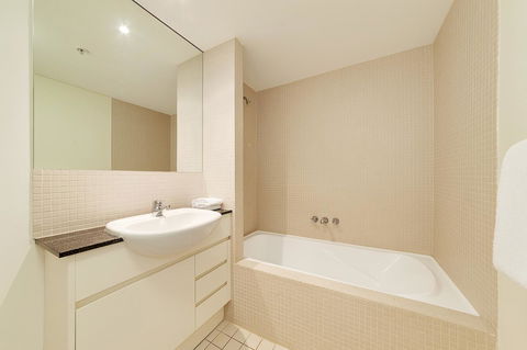 Wyndel Apartments - Apex North Sydney - Accommodation Port Macquarie 9