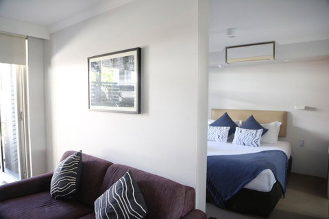 The Blenheim - Accommodation Port Macquarie 5
