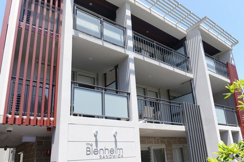 The Blenheim - Accommodation Port Macquarie 13