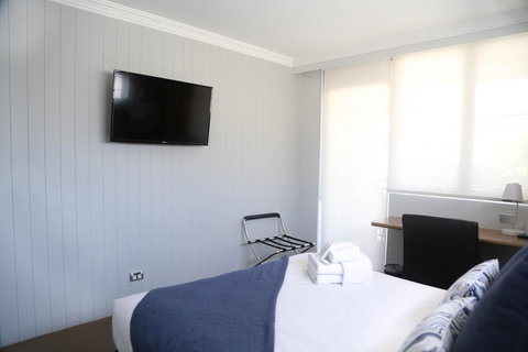 The Blenheim - Accommodation Port Macquarie 1