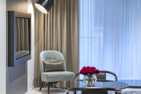 SKYE Suites Sydney - Accommodation Port Macquarie 11