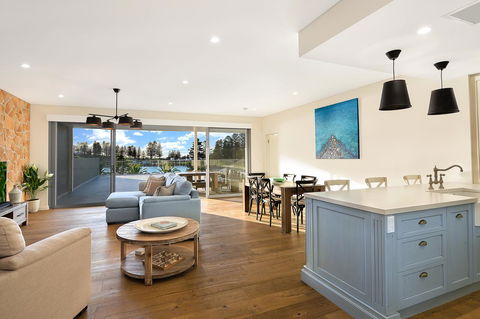 Belle Vue- Penthouse At Black Beach - Accommodation Port Macquarie 3