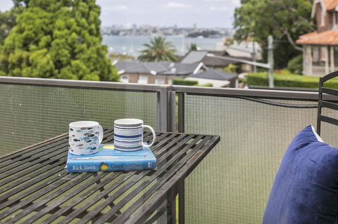Summery, Spacious 4 Bed Home In Kurraba Point - Accommodation Port Macquarie 14
