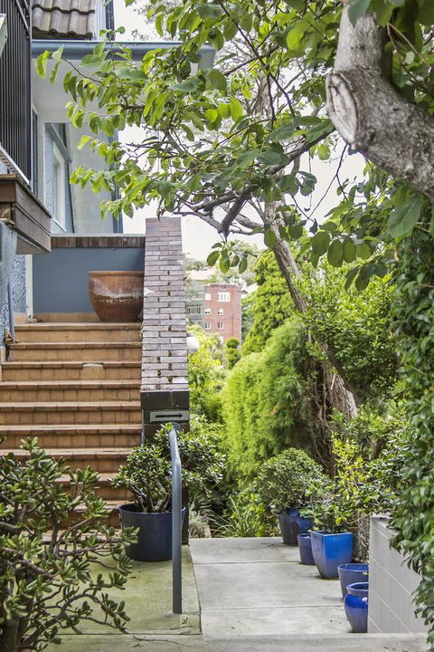 Summery, Spacious 4 Bed Home In Kurraba Point - Accommodation Port Macquarie 15