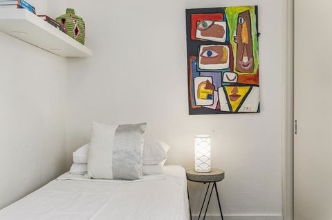 Summery, Spacious 4 Bed Home In Kurraba Point - Accommodation Port Macquarie 7