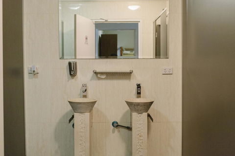 Mad Monkey Broadway - Accommodation Port Macquarie 31
