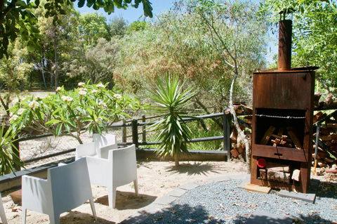 Casuarina Beachfront House - Hostie Properties - Accommodation Port Macquarie 15