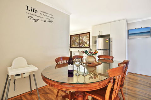 Sandy Toes Beach House Jervis Bay - 2min To Beach - Accommodation Port Macquarie 11