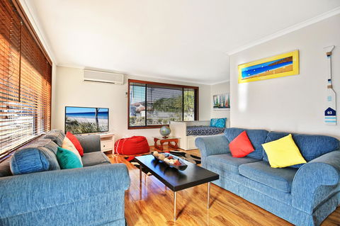 Sandy Toes Beach House Jervis Bay - 2min To Beach - Accommodation Port Macquarie 0