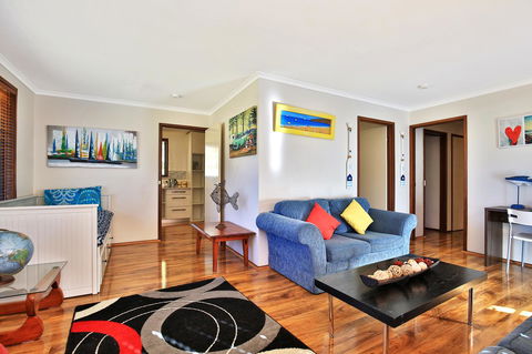 Sandy Toes Beach House Jervis Bay - 2min To Beach - Accommodation Port Macquarie 5
