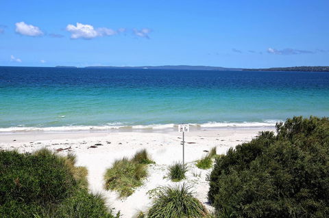 Sandy Toes Beach House Jervis Bay - 2min To Beach - Accommodation Port Macquarie 24