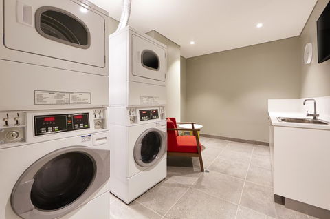 Holiday Inn Express Newcastle, An IHG Hotel - Accommodation Port Macquarie 8