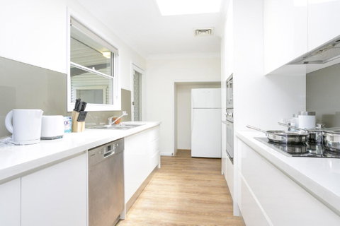 Beautiful Family Holiday House - Accommodation Port Macquarie 7