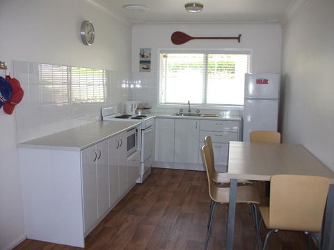 Tomaree Lodge - Accommodation Port Macquarie 2