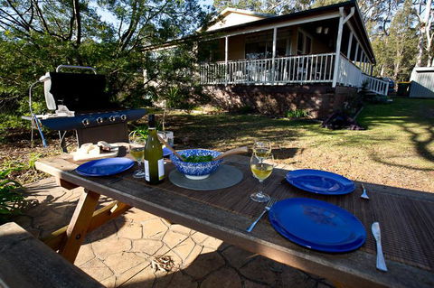 Bush & Bay Cottage - Accommodation Port Macquarie 16