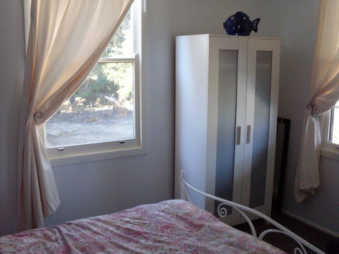 Bush & Bay Cottage - Accommodation Port Macquarie 9