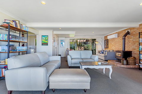 Foreshore Drive, 123, Sandranch - Accommodation Port Macquarie 3