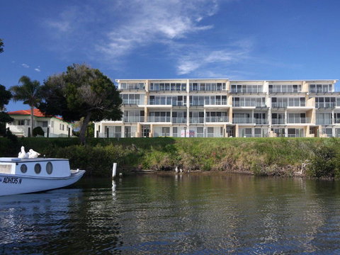 Regatta 13 - Accommodation Port Macquarie 2