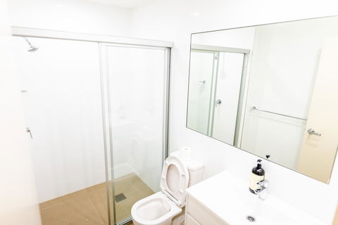 Near Train Station, New 2 BR Apt/free Parking - Accommodation Port Macquarie 29