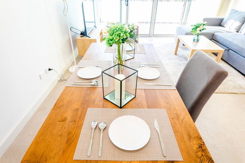 Near Train Station, New 2 BR Apt/free Parking - Accommodation Port Macquarie 7