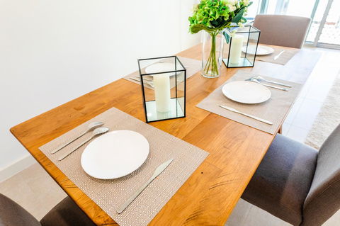 Near Train Station, New 2 BR Apt/free Parking - Accommodation Port Macquarie 8