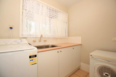 Seaglass - Stunning Views Of Jervis Bay - Accommodation Port Macquarie 18