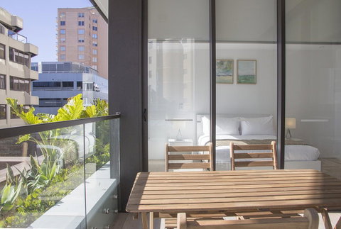 Cozy Apartment With Harbour Bridge View In Bondi - Accommodation Port Macquarie 6