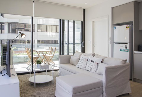 Cozy Apartment With Harbour Bridge View In Bondi - Accommodation Port Macquarie 0