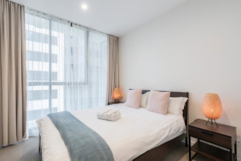 Sydney CBD Modern 2 Bedroom Apartment + Free Car Parking - Accommodation Port Macquarie 14