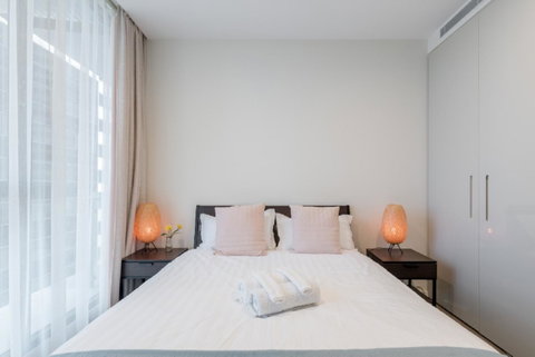Sydney CBD Modern 2 Bedroom Apartment + Free Car Parking - Accommodation Port Macquarie 13