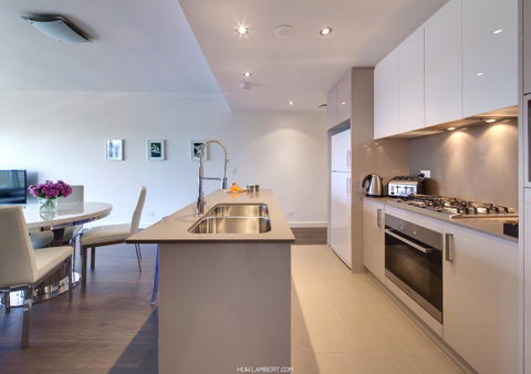 Zara Tower â€“ Luxury Suites And Apartments - Accommodation Port Macquarie 32