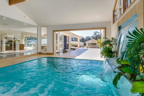 One Mile Mansion - Private Coastal Retreat FREE FAMILY ADVENTURE PASS - Accommodation Port Macquarie 5