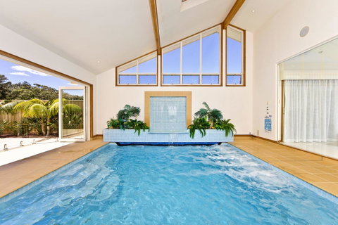 One Mile Mansion - Private Coastal Retreat FREE FAMILY ADVENTURE PASS - Accommodation Port Macquarie 4