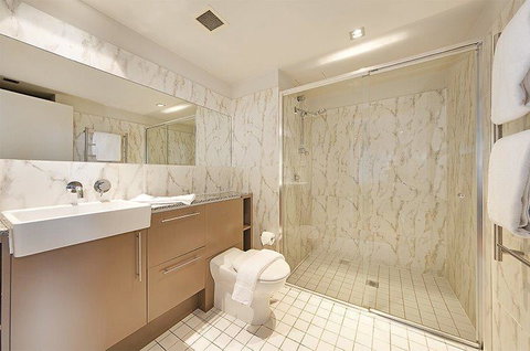 Wyndel Apartments North Sydney - Harbour Watch - Accommodation Port Macquarie 5