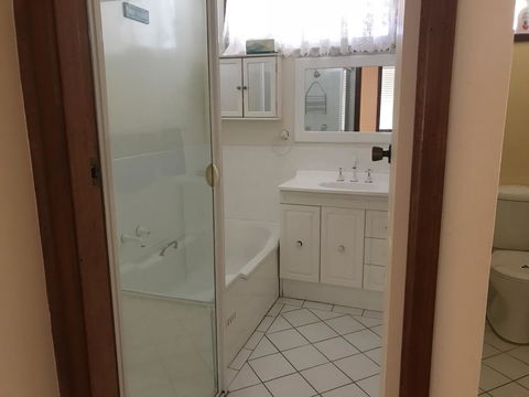 Pinny Paradise - Accommodation Port Macquarie 9