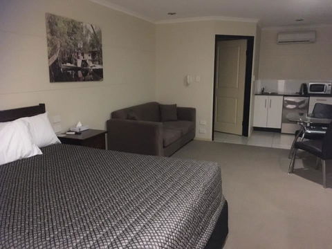Balranald Club Motel - Accommodation Port Macquarie 4