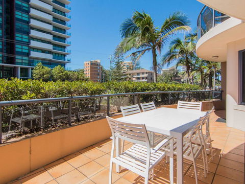Millennium 102 With Pool In Complex - Accommodation Port Macquarie 0