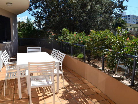 Millennium 102 With Pool In Complex - Accommodation Port Macquarie 11