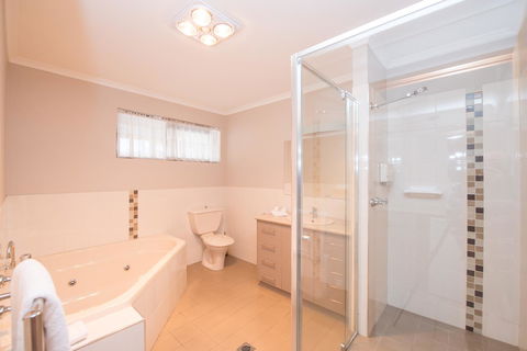 Hume Country Motor Inn - Accommodation Port Macquarie 29