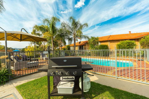 Hume Country Motor Inn - Accommodation Port Macquarie 2