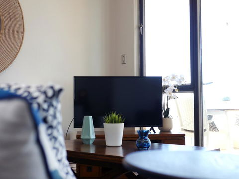 Panoramic Harbour Views And Unbeatable Comfort - Accommodation Port Macquarie 11