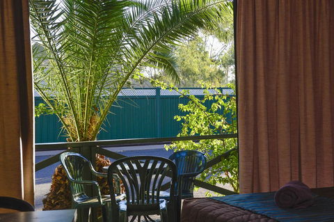 Desert Palms Alice Springs - Accommodation Port Macquarie 4