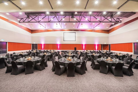 Crowne Plaza Alice Springs Lasseters, An IHG Hotel - Accommodation Port Macquarie 40