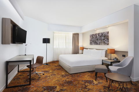 Crowne Plaza Alice Springs Lasseters, An IHG Hotel - Accommodation Port Macquarie 2