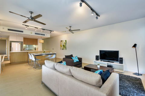 Astra Apartments Darwin - Accommodation Port Macquarie 2