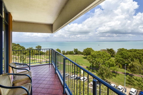 Mantra On The Esplanade - Accommodation Port Macquarie 6